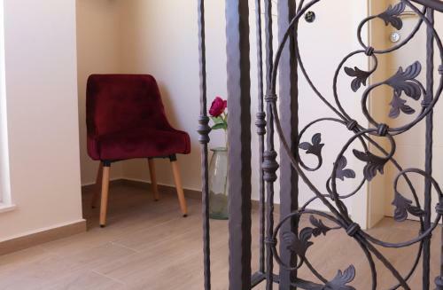Lavender Rose Apartments