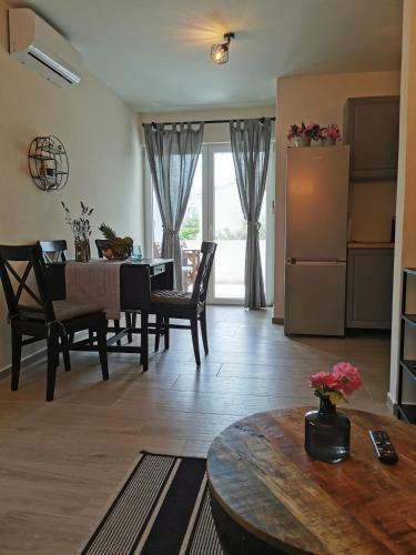 Lavender Rose Apartments