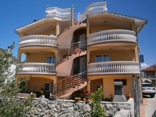 Apartments With A Parking Space Vodice - 13973