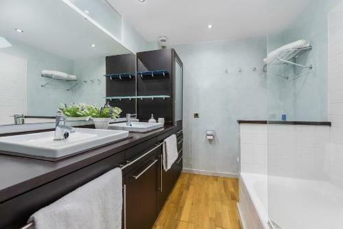 Villa Townhouse Ca Se Predine