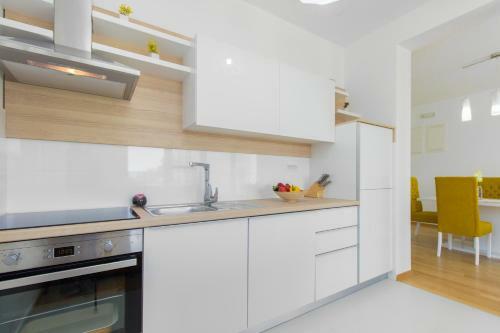 Hostal Apartment Royal II