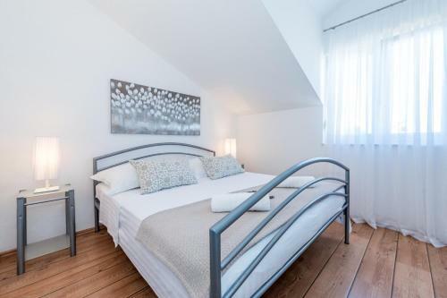 Helena Lux Apartment