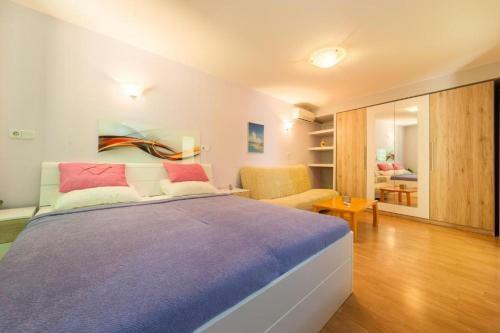 Apartments With Wifi Vodice - 18832