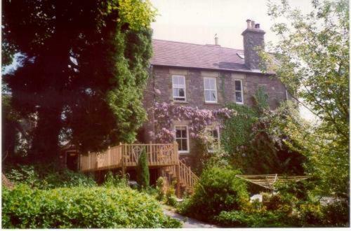 Brynhonddu Country House B&B