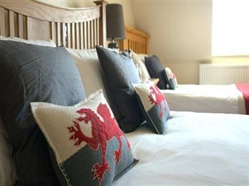 Kings Arms Hotel