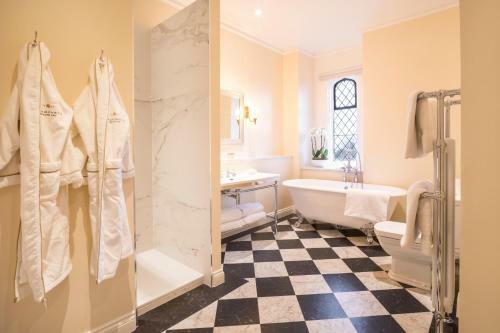 Eastwell Manor Hotel, Spa & Golf