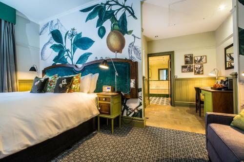 Hotel Orange Tree