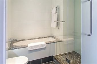Villa Retallack Resort And Spa