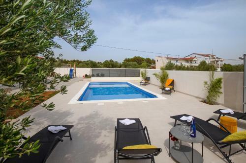 Villa House Divna