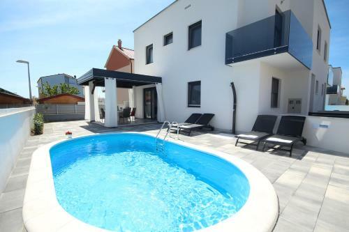Villa Essenza Vita 650 Meters From The Beach