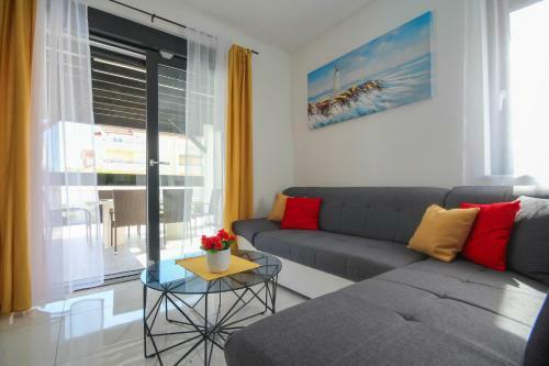 Villa Essenza Vita 650 Meters From The Beach