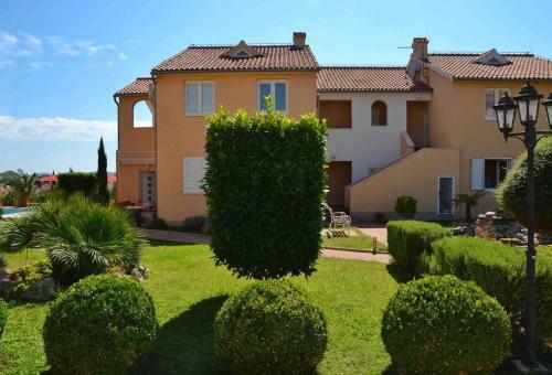 Apartamento Sea La Vie Holiday Home With Pool