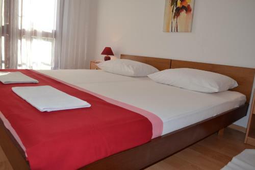 Apartments Celija