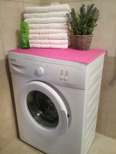 Nice & Quiet Apartment In Best Area