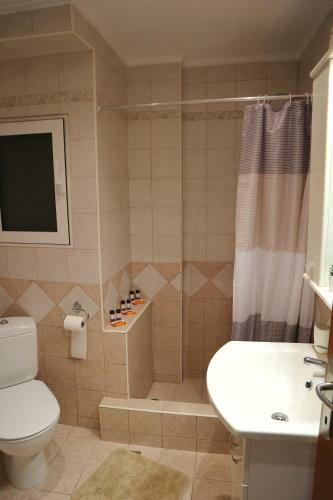 Yellow Fresh Apartment-city Center