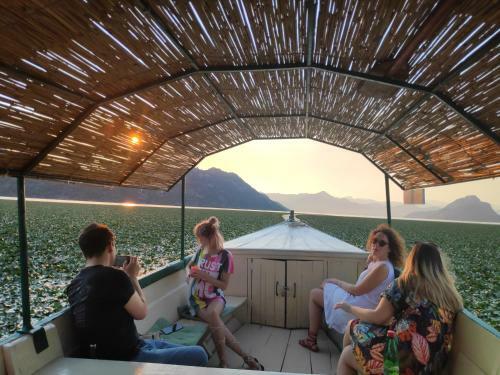 Country Lake House Kojicic
