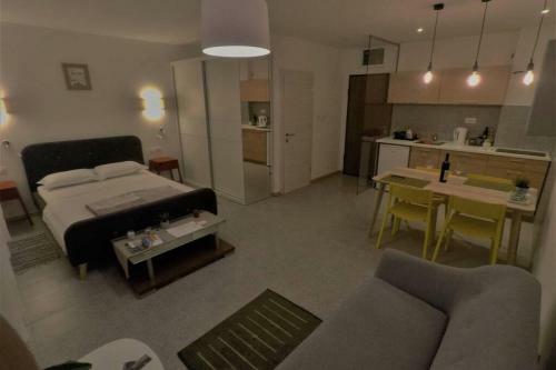 Mihailo's Nice Apartment Next To Lake