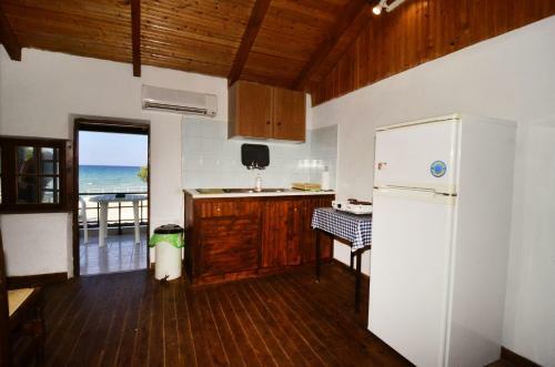 Oasis Studios & Apartments