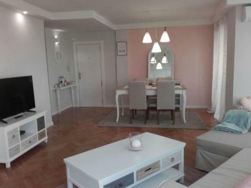 Apartamento Lovely Loft Mercado