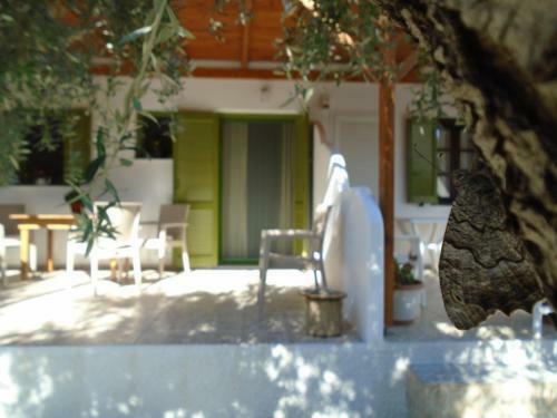 Leros Eleonas Apartments