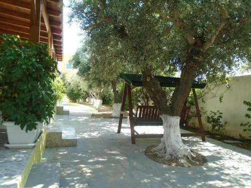 Leros Eleonas Apartments