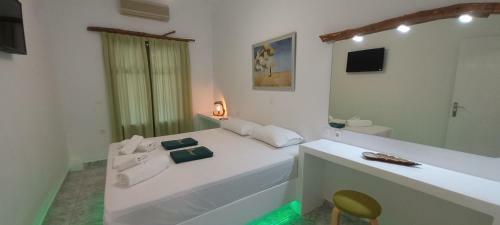 Leros Eleonas Apartments