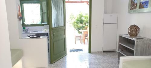 Leros Eleonas Apartments