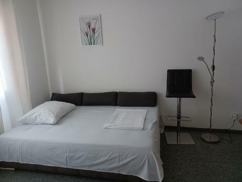 Walk Apartment