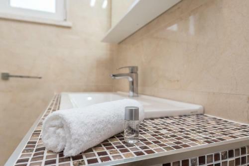 Holiday House With A Parking Space Vrsi - Mulo, Zadar - 16527