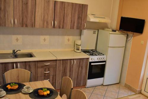 Apartments With A Parking Space Vrsi - Mulo, Zadar - 18164