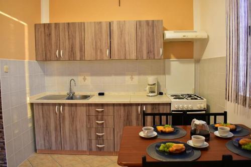 Apartments With A Parking Space Vrsi - Mulo, Zadar - 18164
