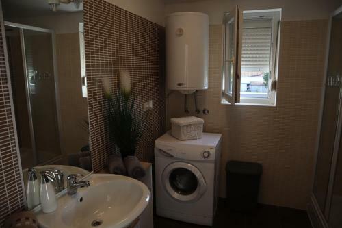 Noemi Apartment