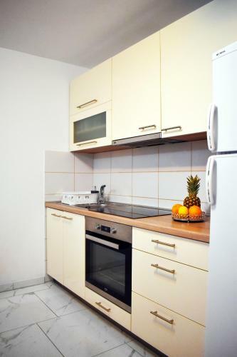 Apartmani Lovren?i?