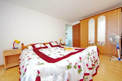 Apartmani ?ime Vrsi