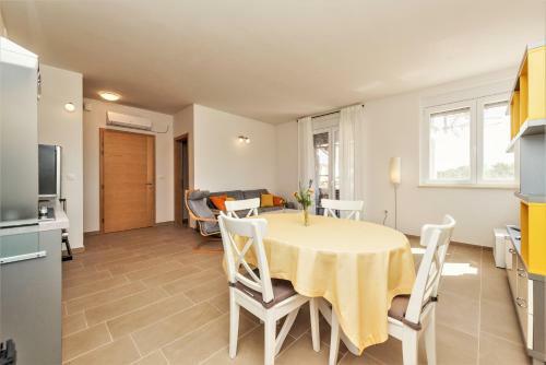 Apartamento Duboka Draga House