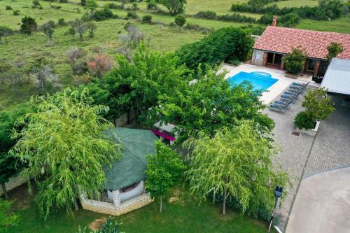 Hostal Pequena Perla Rooms