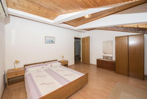 Apartments Lenka