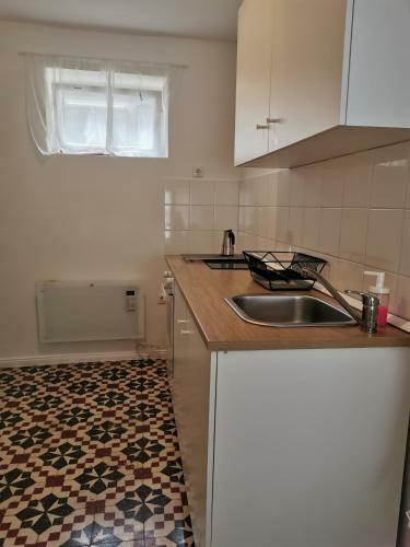 Pet?fi 17 Vend�gh�z Badacsonytomaj