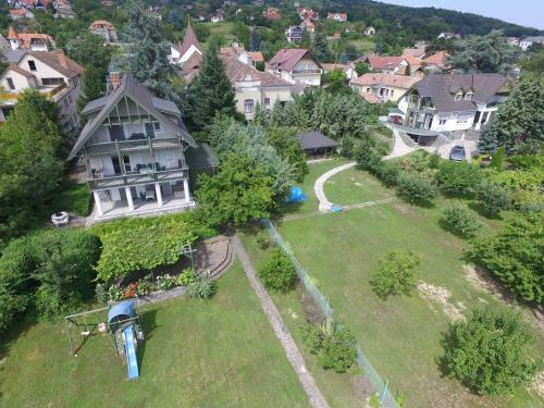 2 F?s Apartman Badacsonytomajon