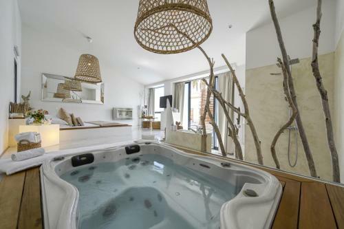 Hostal Mas Sainte Marie