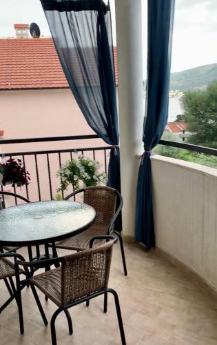 Lastochka.mne Apartments