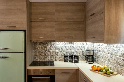Arolithos Home