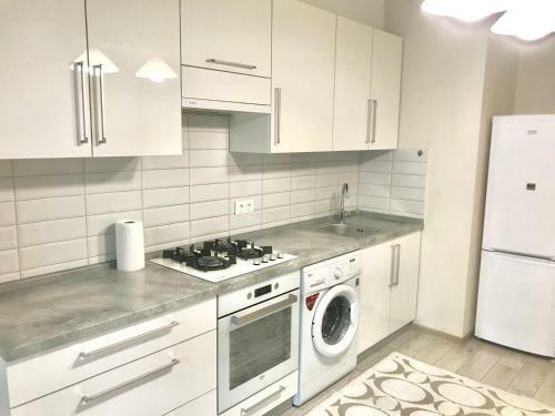 Center Apartment On Albisoara Street