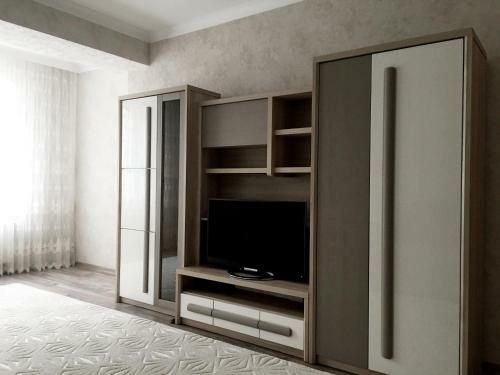 Center Apartment On Albisoara Street