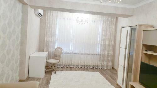 Center Apartment On Albisoara Street