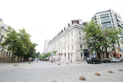 Pedestrian Zone Apartment Near Cathedral Park!