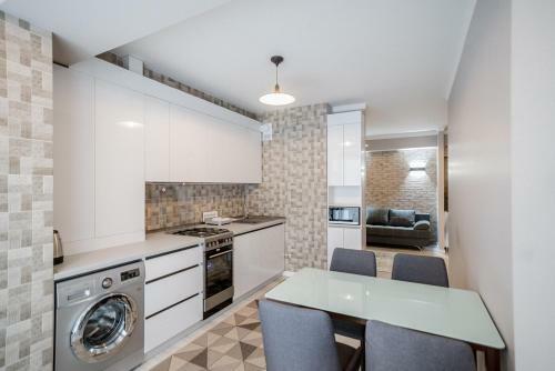 Business Class Apartments In The City Center