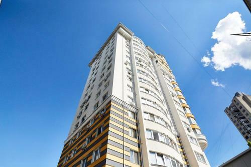 Apartment Lux Str. Decebal 139/5, Mcdonald's