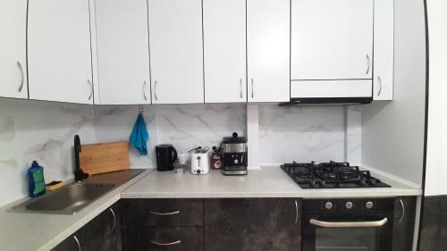 White Apartament Airport