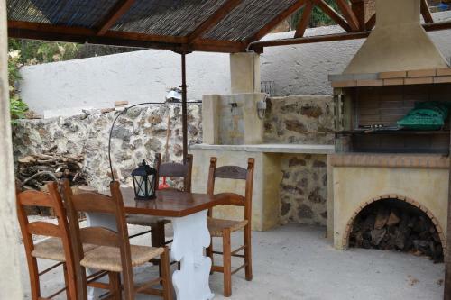 Apartamento Aretousa Village House
